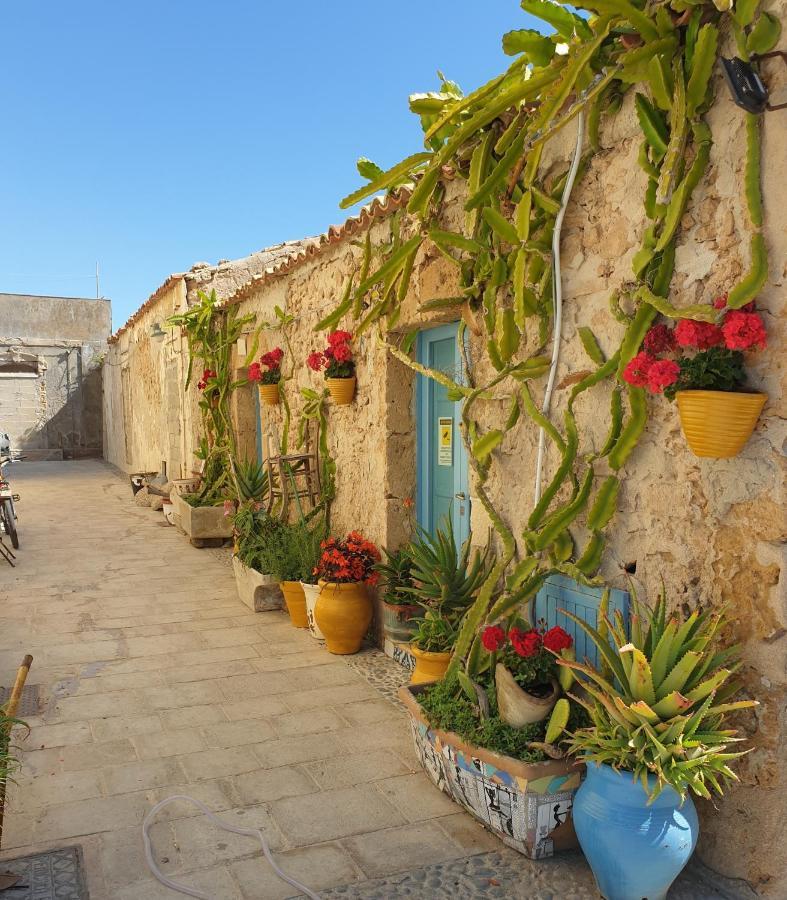 B&B La Rosa ปาคีโน ภายนอก รูปภาพ